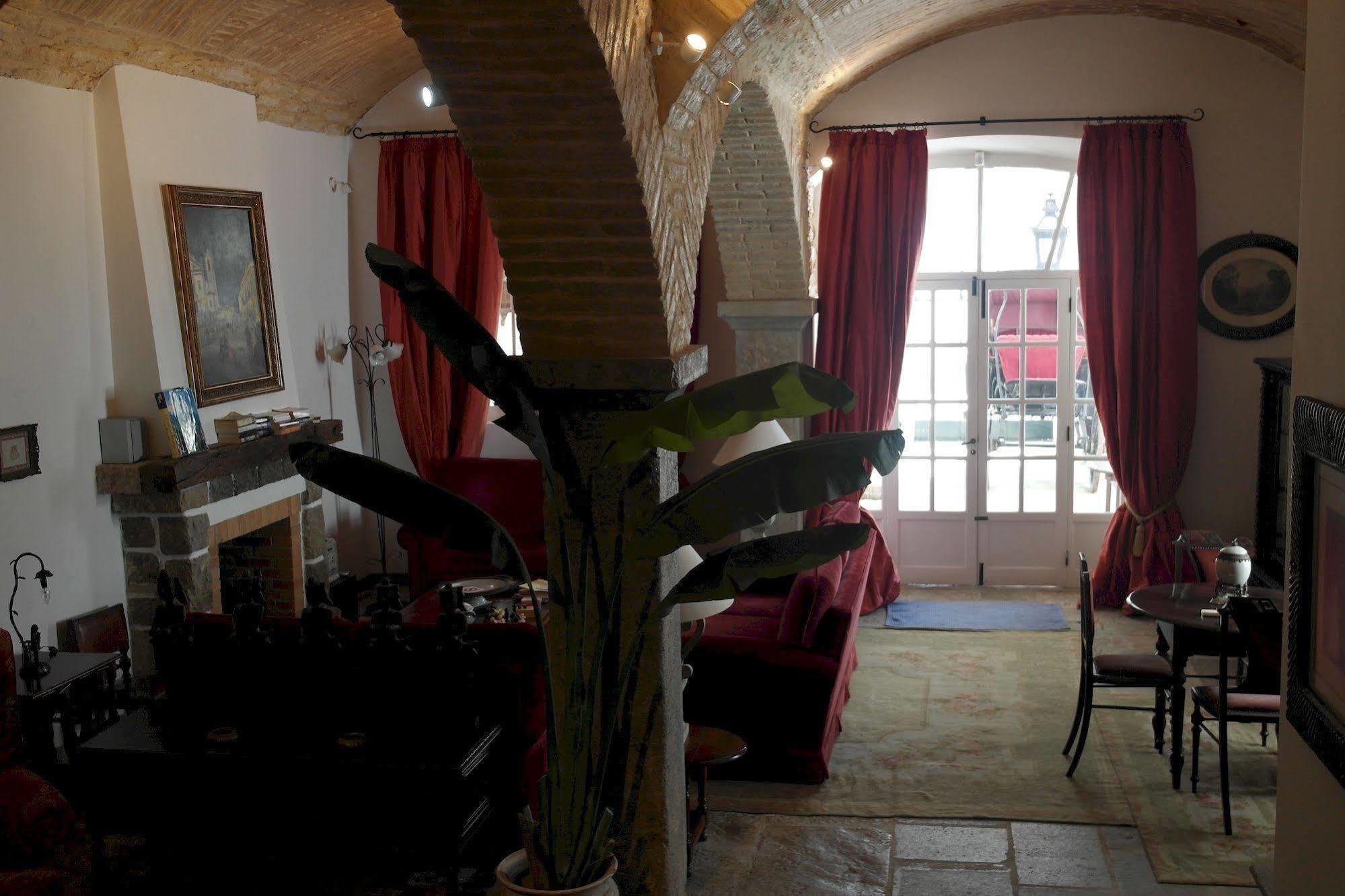 Casa De Estoi Hotel ภายนอก รูปภาพ